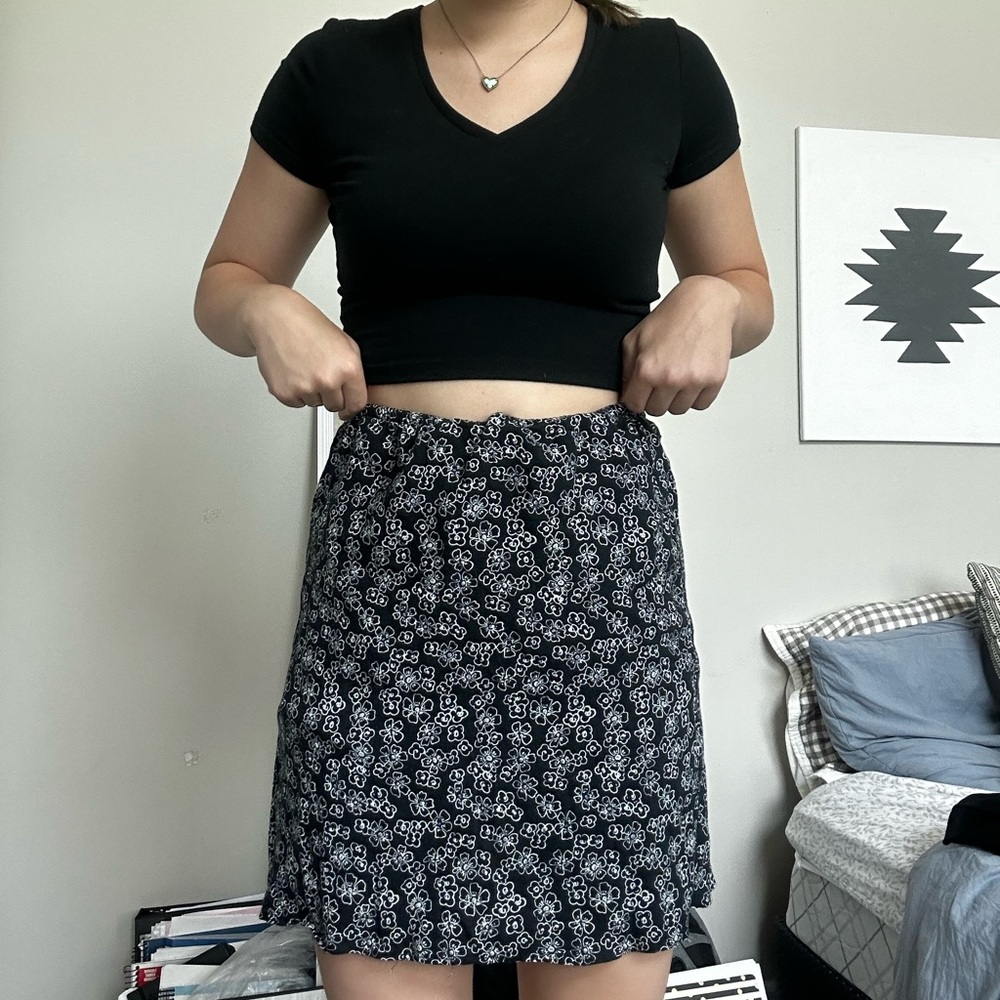 vintage floral mini skirt